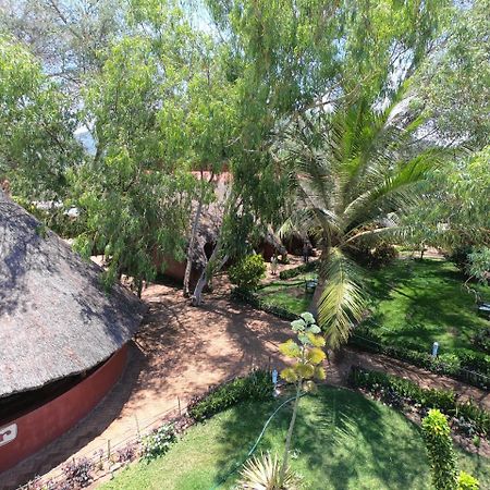 Cape Mac Lodge Cape Maclear Экстерьер фото